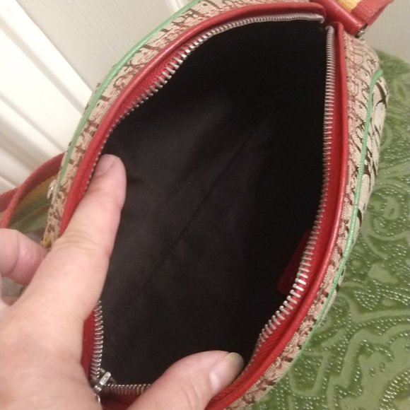 Christian Dior Rasta Bum, Crossbody, and Shoulder Bag - Picture 10 of 16